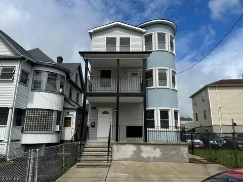 9 Schley St, Newark, NJ 07112