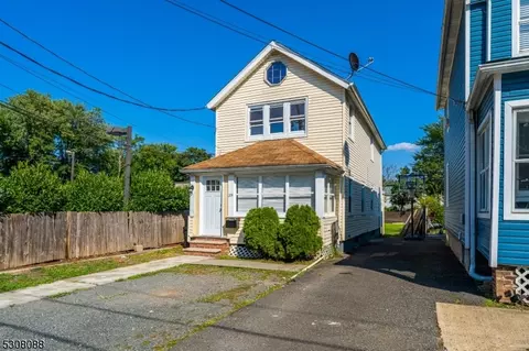 374 Valley Rd, West Orange, NJ 07052