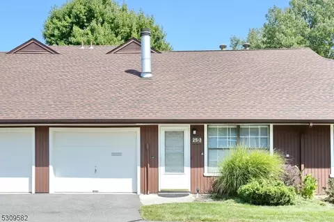 25 Tamaron Dr # -3, Waldwick, NJ 07463