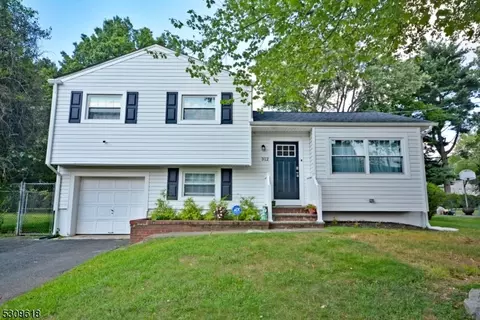 312 Skene Dr, South Plainfield, NJ 07080