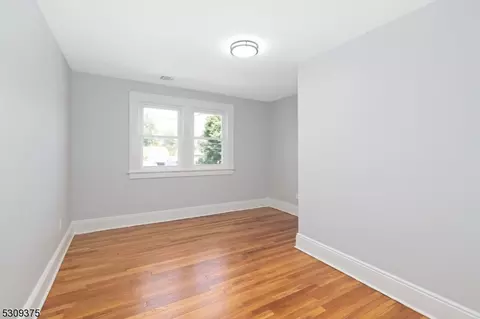 16 Warner Ave, Springfield, NJ 07081 photo 15
