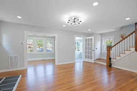 16 Warner Ave, Springfield, NJ 07081 photo 6