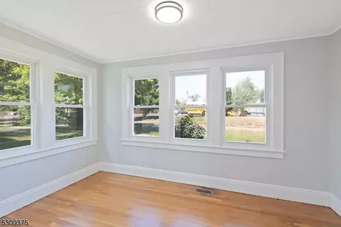 16 Warner Ave, Springfield, NJ 07081 photo 16
