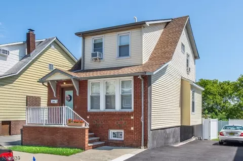 264 Davis Ave, Kearny, NJ 07032