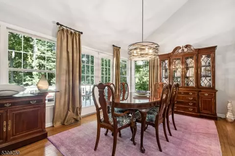 15 Gatehouse Rd, Bedminster, NJ 07921 photo 8
