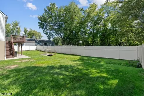 32 Evergreen Ave, Wanaque Boro, NJ 07420 photo 26