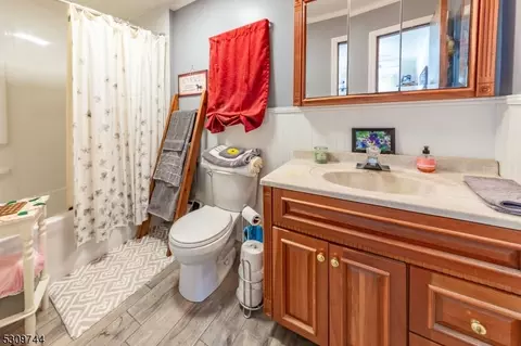 37 William St, Wallington, NJ 07057 photo 16