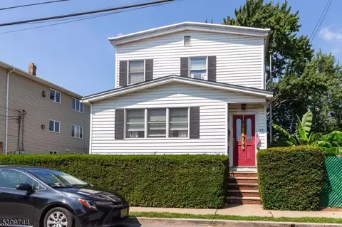 37 William St, Wallington, NJ 07057