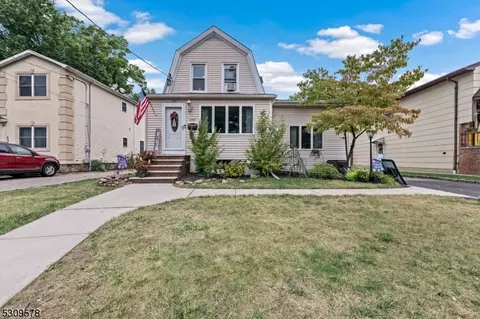 158 Lexington Blvd, Clark, NJ 07066
