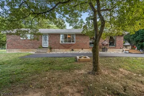 21 Gulick Rd, West Amwell Twp, NJ 08551