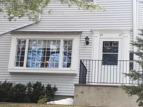 69 Marsh Hawk, Hackettstown, NJ 07840