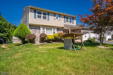 1551 Amwell Rd, Franklin Twp, NJ 08873