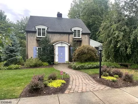 258 Kenilworth Rd, Ridgewood, NJ 07450