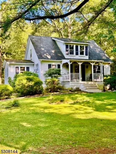 384 Otterhole Rd, West Milford, NJ 07480