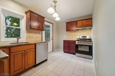 3 Audrey Pl, Dover, NJ 07801 photo 15