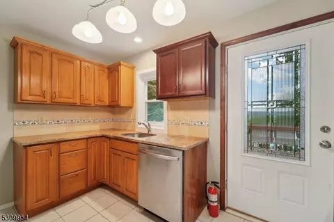 3 Audrey Pl, Dover, NJ 07801 photo 14