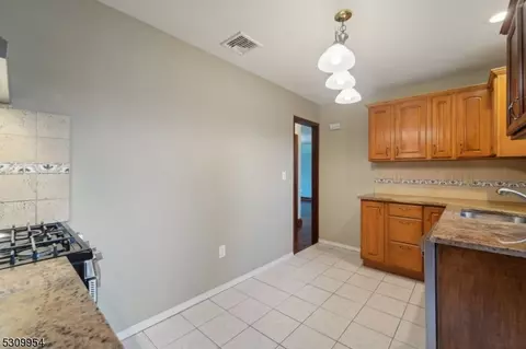 3 Audrey Pl, Dover, NJ 07801 photo 13