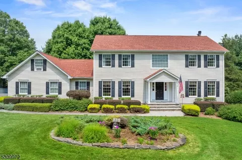 727 County Road 625, Hampton, NJ 08827