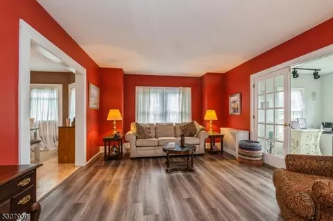 224 Fairview Ave, Middlesex, NJ 08846 photo 6