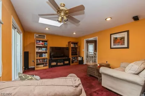224 Fairview Ave, Middlesex, NJ 08846 photo 14
