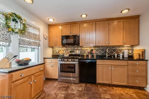 224 Fairview Ave, Middlesex, NJ 08846 photo 16