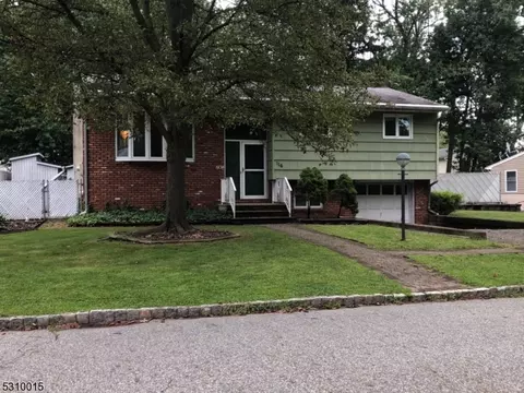 116 Camden Rd, Parsippany-troy Hills Twp, NJ 07054