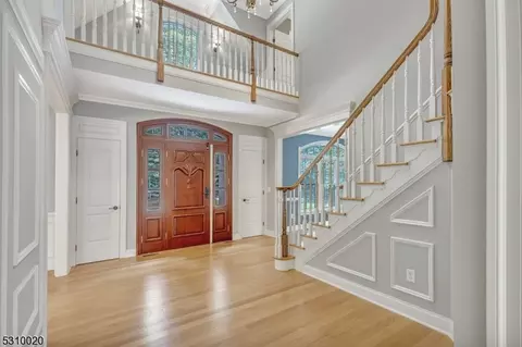 107 Autumn Hill Rd, Princeton, NJ 08540
