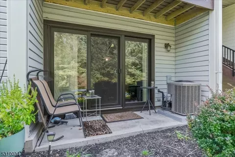 29 Baldwin Ct, Basking Ridge, NJ 07920 photo 13