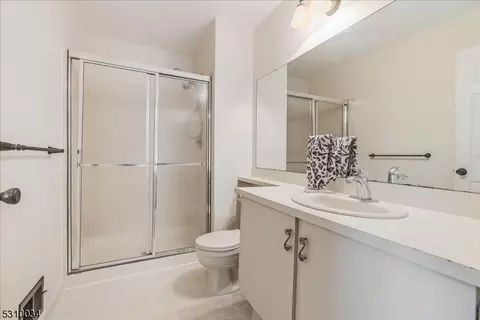 29 Baldwin Ct, Basking Ridge, NJ 07920 photo 17