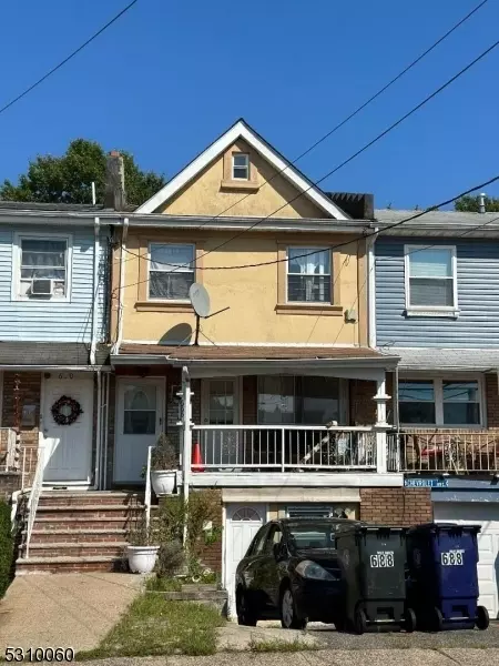 688 W Side Ave, Perth Amboy, NJ 08861