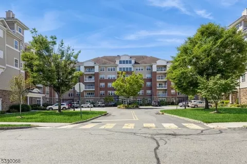 10200 Warrens Way #200, Wanaque, NJ 07465