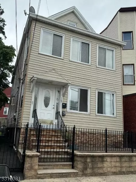 107 10th St, Passaic, NJ 07055
