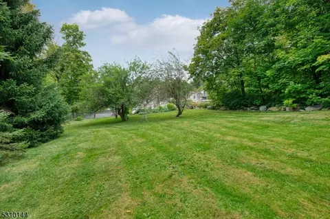 8 Phillips Rd, West Milford Twp, NJ 07421 photo 14