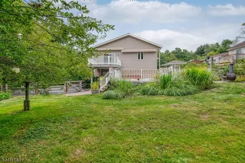 8 Phillips Rd, West Milford Twp, NJ 07421 photo 4