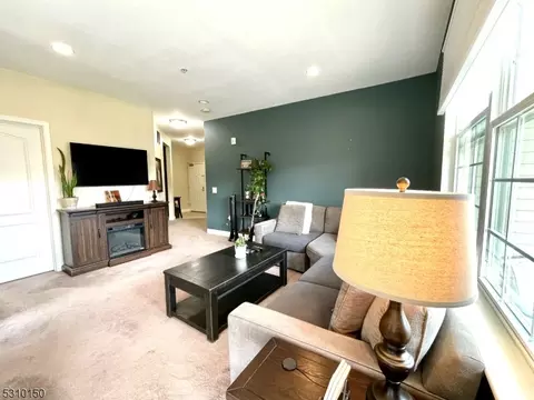 5318 Sanctuary Blvd #5318, Riverdale, NJ 07457