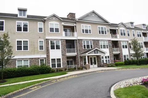8311 Polk Dr #11, Wharton, NJ 07885