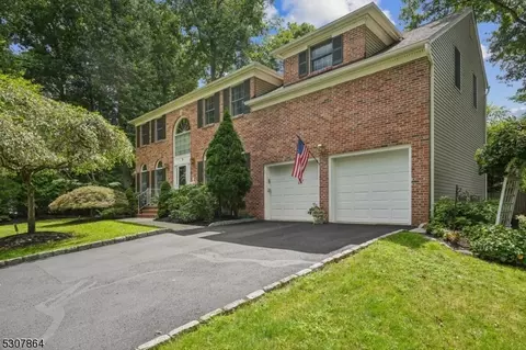 8 E Second St, New Providence, NJ 07974
