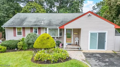 131 Madison St, Dover, NJ 07801