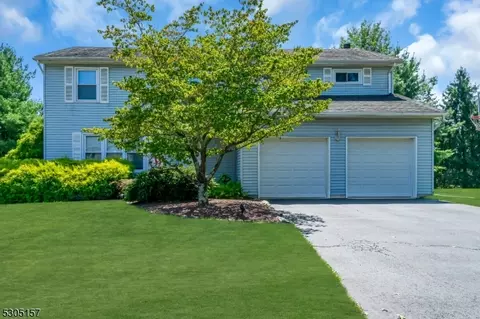 35 Aberdeen Cir, Flemington, NJ 08822
