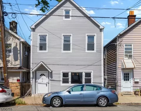 308 N 2nd St, Harrison, NJ 07029