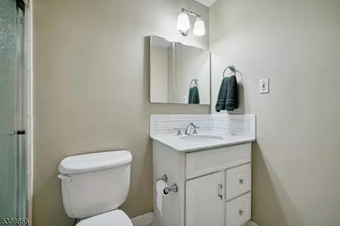 768 Springfield Ave #B8, Summit, NJ 07901 photo 14
