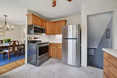 768 Springfield Ave #B8, Summit, NJ 07901 photo 9