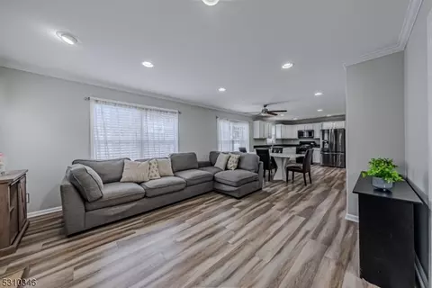 8 Spruce St, Dover, NJ 07801 photo 11