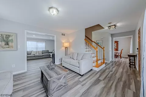 8 Spruce St, Dover, NJ 07801 photo 5