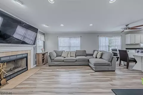 8 Spruce St, Dover, NJ 07801 photo 7
