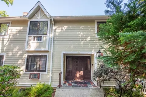 11 Foxwood Dr # F, Morris Plains, NJ 07950
