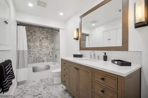 304 Northview Ter, Springfield, NJ 07081 photo 20
