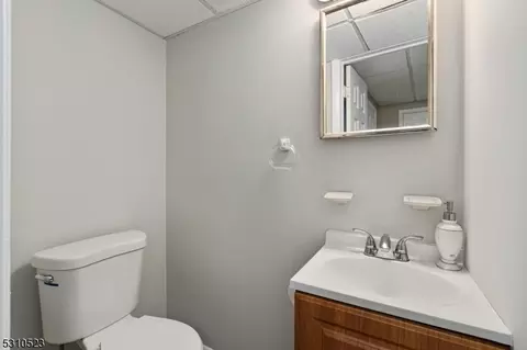 157 Perry St, Dover, NJ 07801 photo 18