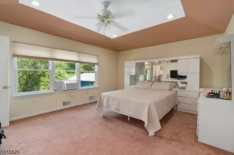 157 Perry St, Dover, NJ 07801 photo 10