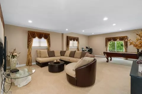 157 Perry St, Dover, NJ 07801 photo 19